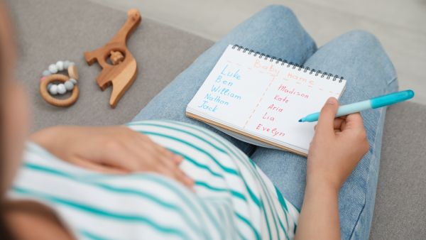 أسماء بنات وأولاد حظها قوي 2024