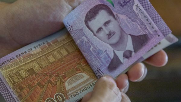 المركزي الاردني يراقب الحولات من والى سورية