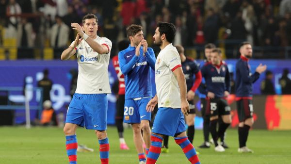 برشلونة إلى نهائي السوبر الأوروبي (Photo by Giuseppe CACACE / AFP)