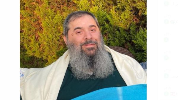  عمر دغلس- الصورة عن مواقع التواصل 