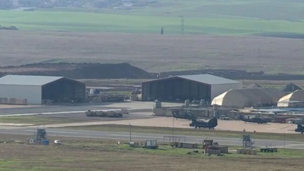 مطار أربيل - قواعد عسكرية أمريكية