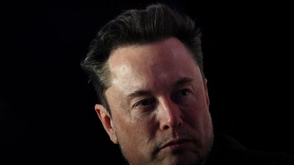  Elon Musk
