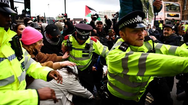 مظاهرة داعمة للفلسطينيين في بريطانيا
