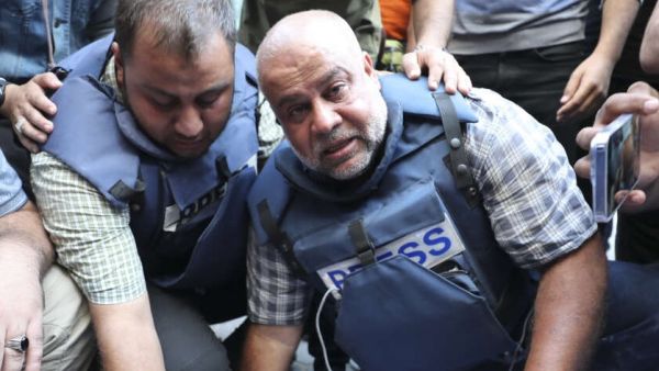 استشاهد الصحفي حمزة، نجل مراسل قناة الجزيرة في قطاع غزة وائل الدحدوح