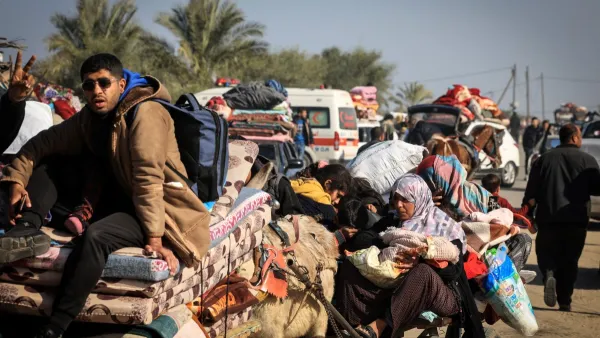 نزوح مئات آلاف الفلسطينيين من شمال فطاع غزة إلى المناطق الجنوبية