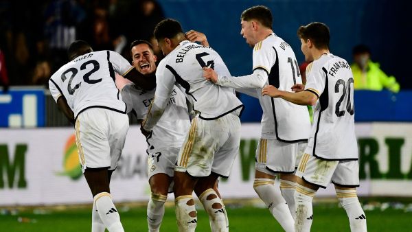 ريال مدريد يواجه لاس بالماس وعينه على صدارة الليغا (Photo by ANDER GILLENEA / AFP)