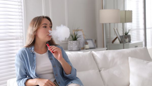  UK is banning Disposable E-cigarettes Vapes