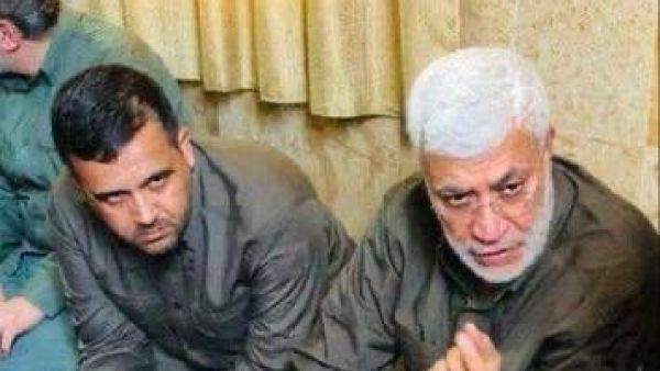 ابو تقوى الذي لقي حتفه اليوم في صورة ارشيفية الى جانب زعيم الحشد الشعبي ابو مهدي المهندس الذي قتل قبل 4 سنوات