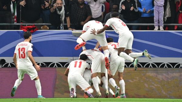 الأردن إلى نهائي كأس آسيا للمرة الأولى في تاريخها (Photo by HECTOR RETAMAL / AFP)