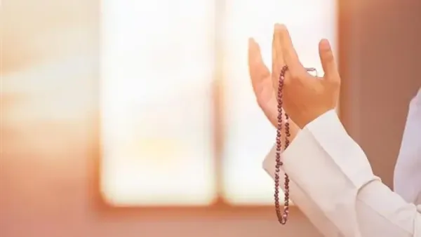 دعاء العمرة لشخص آخر من القرآن والسنة