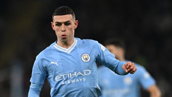 فودين يقود مانشستر سيتي للفوز (Photo by Paul ELLIS / AFP)