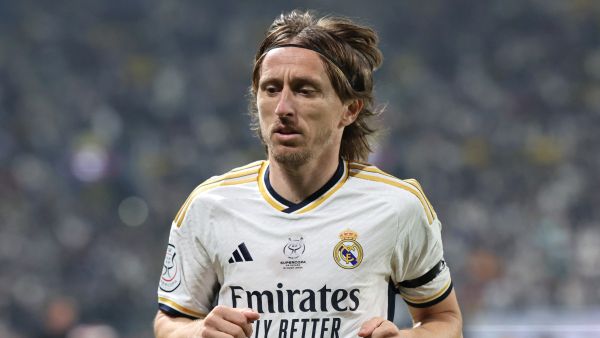 مودريتش يقود ريال مدريد للفوز (Photo by Giuseppe CACACE / AFP)