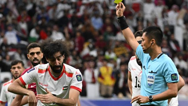 حكم مباراة الأردن وقطر في نهائي كأس آسيا 2023 والطاقم المساعد