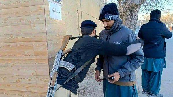 Voting temporarily halted in Pakistan's Tank district