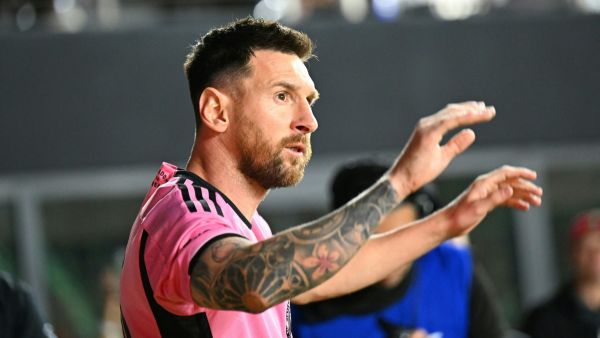 ميسي يدهش الجميع في مباراة إنتر ميامي الافتتاحية في الدوري الأمريكي 2024