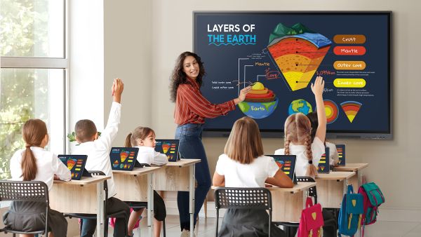During the event Samsung Showcases Advanced Connectivity Through SmartThings for Its B2B Displays at ISE 2024