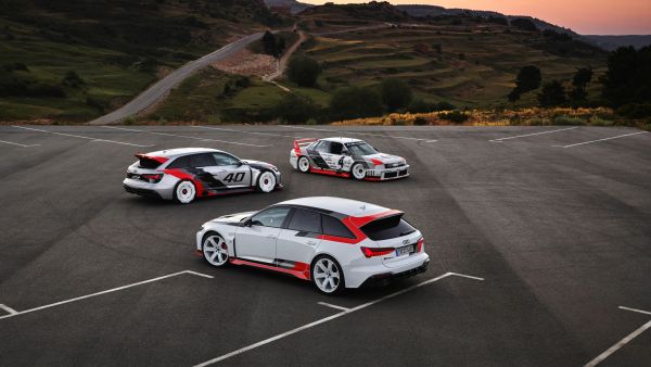 Carbon hood and fenders as well as 22-inch wheels in a distinctive design ensure high recognizability The New Audi RS 6 Avant GT