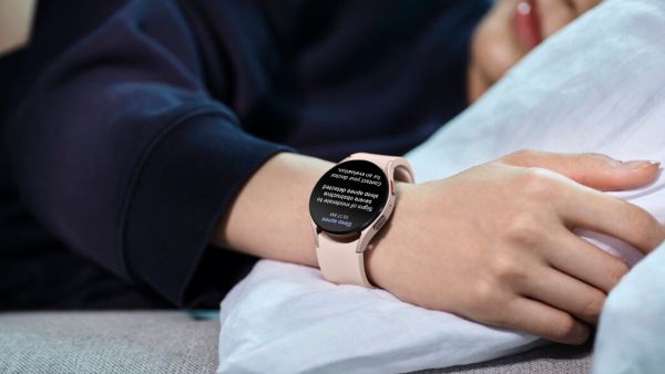 Samsung Galaxy Watch Sleep Apnea Feature Samsung’s Sleep Apnea Feature on Galaxy Watch First of Its Kind Authorized by US FDA
