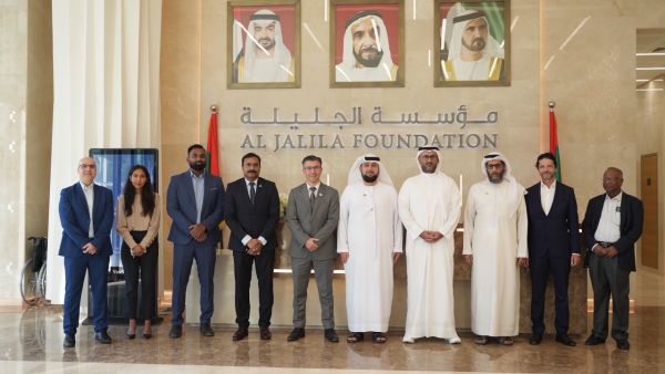 خلال الحدث مؤسسة الجليلة و «بوزيتيف زيرو» تدشنان مشروعاً للطاقة الشمسية على أسطح المباني ومواقف السيارات في مقرها