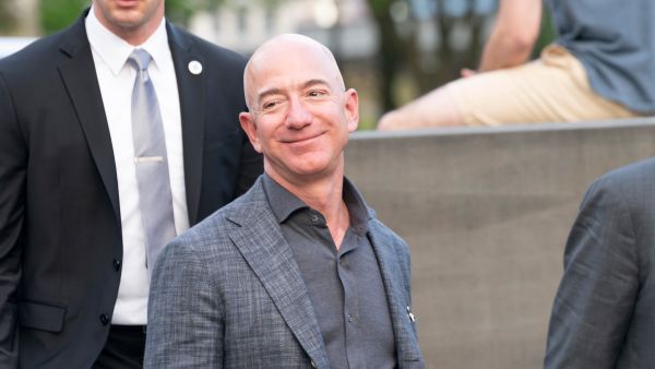 How Much Money Does Jeff Bezos Have