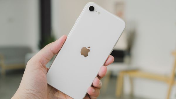 iPhone SE 