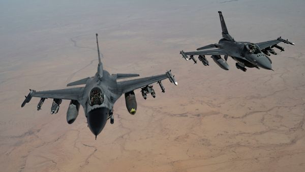 F-16