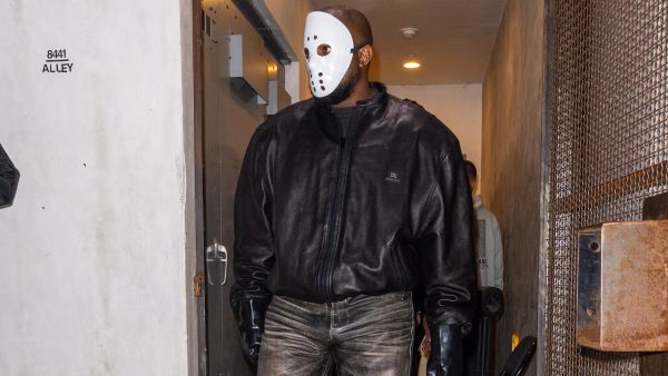 No, Taylor Swift did not get Kanye West “kicked out” of the Super Bowl. (Rachpoot/ GC Images)