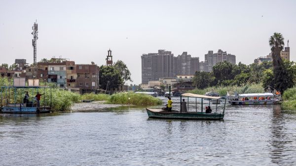 غرق عبارة كانت تقل عمالا في قرية نكلا بمنطقة القناطر