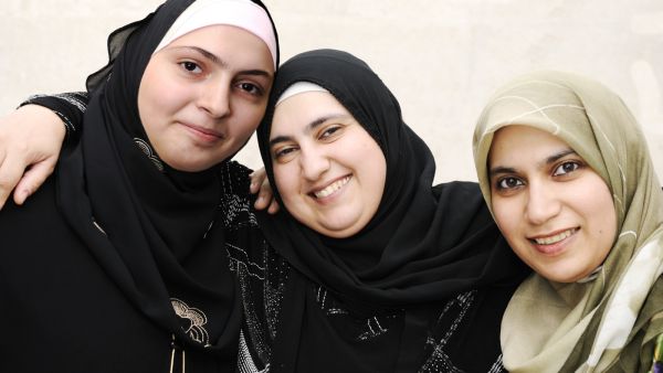 كلمات لأختي في عيد الام
