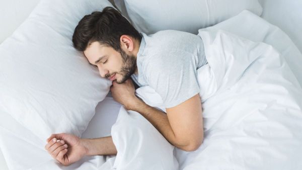 تفسير رؤية الجن في المنام وقراءة القرآن للمتزوجة