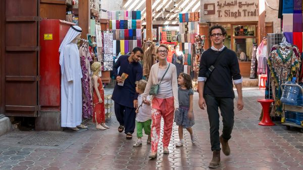 ديل محلات سوق مرشد دبي: الأسعار والخدمات والعنوان
