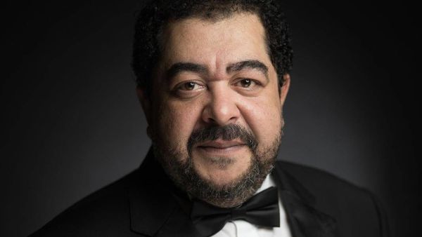 طارق عبد العزيز