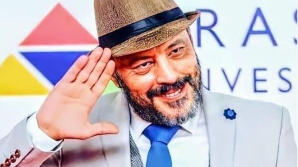الفنان عمرو عبد الجليل