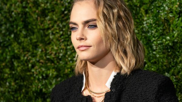 Fire destroys actress-model Cara Delevingne’s California Studio City mansion, injuring 2.