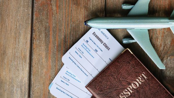 Which App is Best for Flight Booking