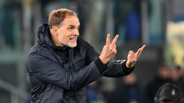 Bayern Munich's German head coach Thomas Tuchel gestures during the UEFA Champions League last 16 first leg between Lazio and Bayern Munich at the Olympic stadium on February 14, 2024 in Rome. (Photo by Alberto PIZZOLI / AFP)