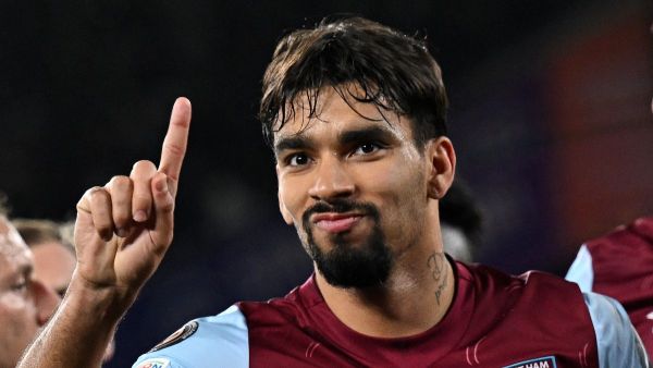 لوكاس باكيتا (Photo by Ben Stansall / AFP)