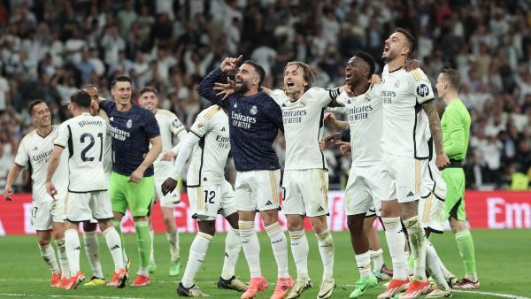 ريال مدريد يقترب من الفوز باللقب (Photo by Thomas COEX / AFP)