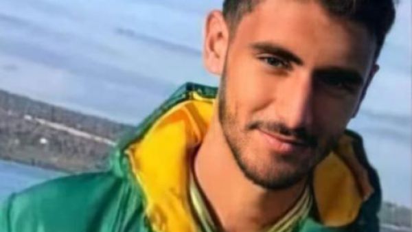  اللاعب حسين بياي (20 عاماً)