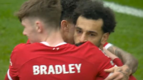 صلاح يقود ليفربول لزعامة الدوري (المصدر: يوتيوب)