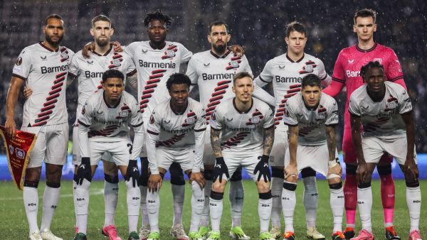 فريق باير ليفركوزن (Photo by Giorgi ARJEVANIDZE / AFP)