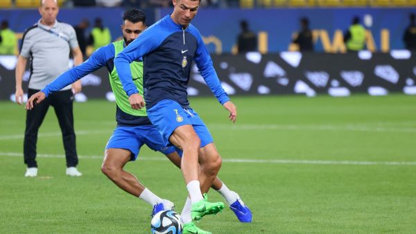 تشكيلة النصر المتوقعة ضد ضمك في الدوري السعودي 2023-24 