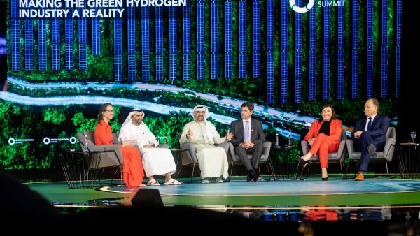 Masdar’s 2024 speaker lineup to include Former UK PM as keynote speaker, global adventurer Dr. Bertrand Piccard, alongside energy ministers and industry leaders Masdar’s 2024 speaker lineup to include Former UK PM as keynote speaker, global adventurer Dr. Bertrand Piccard, alongside energy ministers and industry leaders