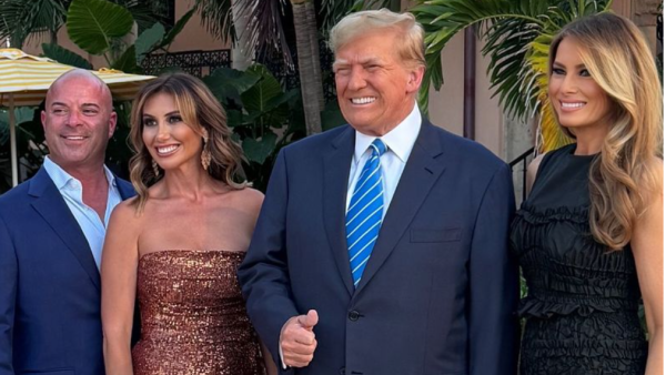 ظهور نادر لميلانيا ترامب إلى جانب زوجها دونالد ترامب في عيد ميلاد محاميته
