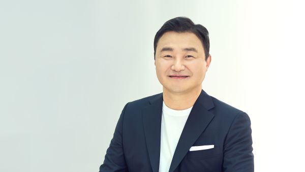 Essential∙Innovative∙Harmonious: A New Design Identity for Samsung Electronics in 2030 Samsung