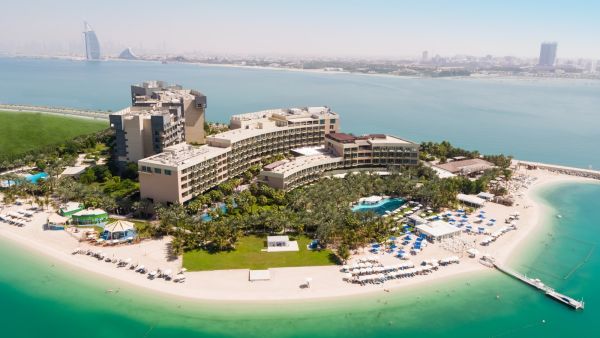 Rixos The Palm Dubai gets British Airways Holidays Accolade in Recognition of Customer Excellence