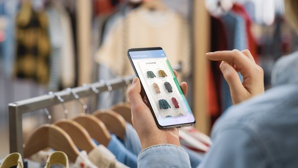 What is the Best Site to Sell Clothes on