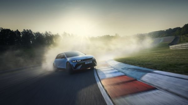 Hyundai Motor Hyundai Motor