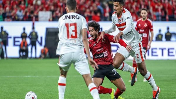 الاتحاد الأفريقي يهدد كبار الكرة المصرية