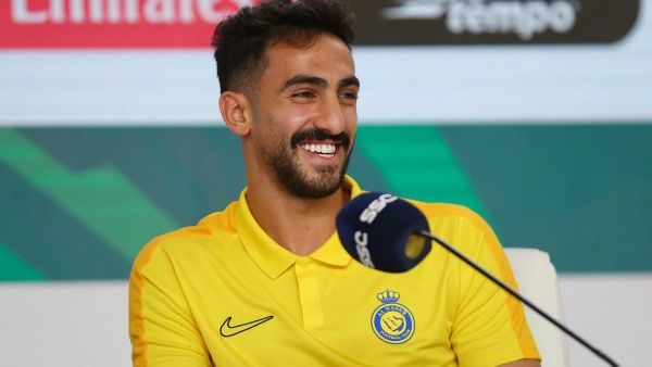  العنزي يفجر مفاجأة بخصوص مصدر عقوبة حارس النصر العقيدي